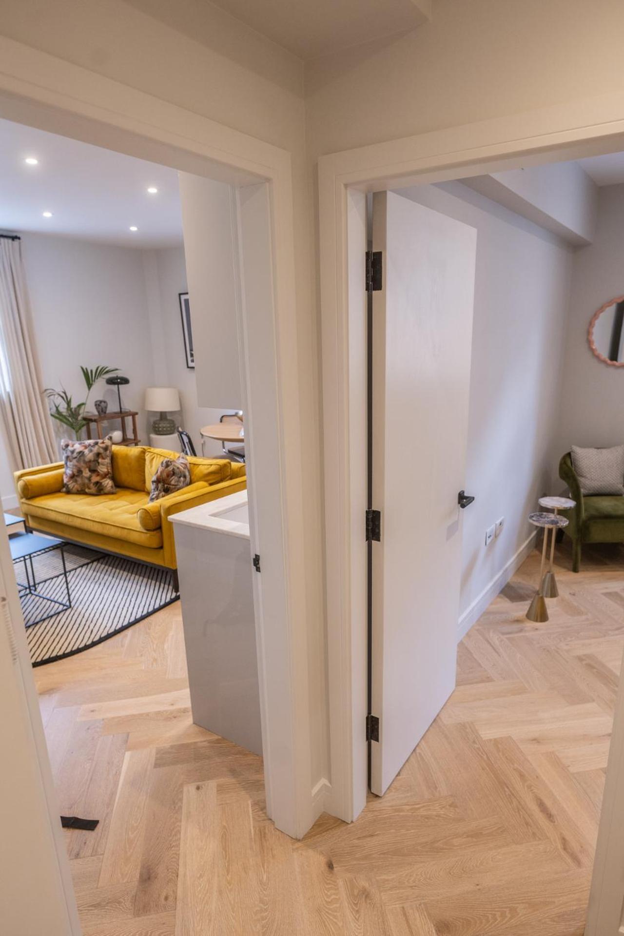 Modern, Stylish Newly Refurbished 2Nd Floor Apartment In Fitzrovia London Exterior photo